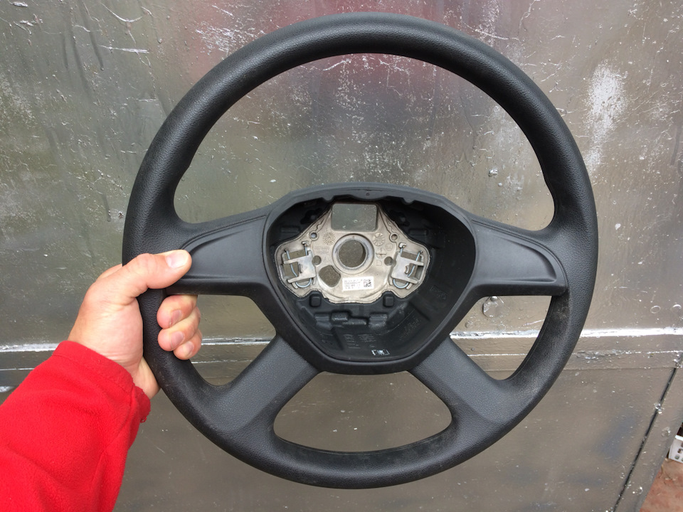 Заклинило замок зажигания — Lada Приора хэтчбек, 1,6 л, 2010 года ...