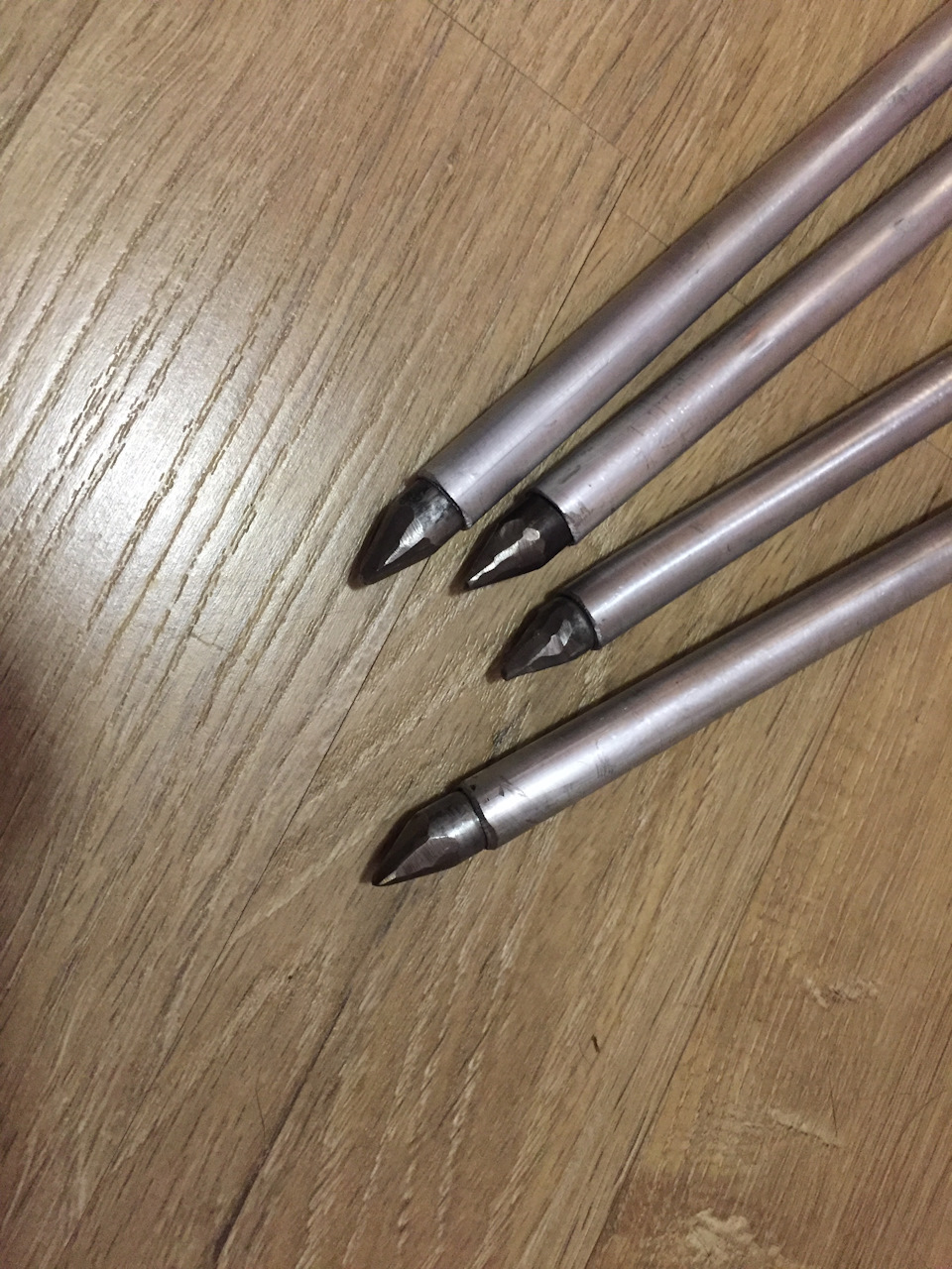 qAAAgO9KuA 960 Как крепить палатку на песке