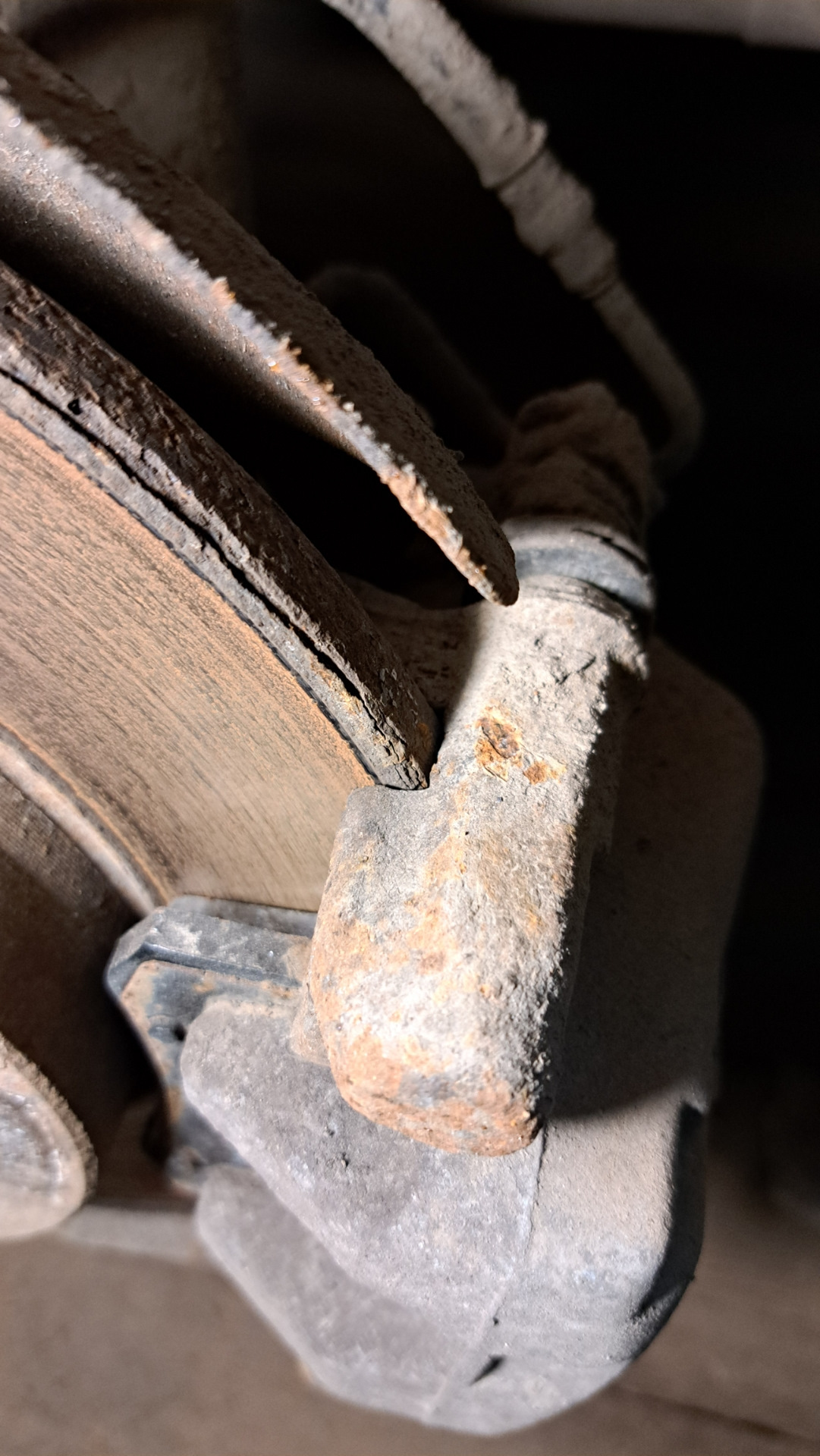 78536 км. Чистка задних тормозных дисков, переобулся на лето. — Peugeot ...