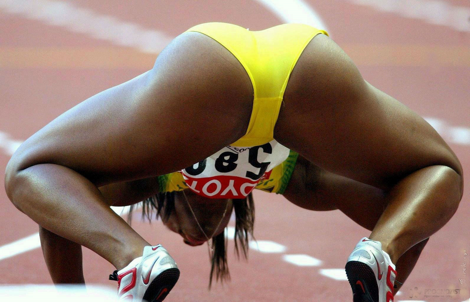 Уникальное фото атлетки, доказывающее, что спорт и красота несомненно связаны.