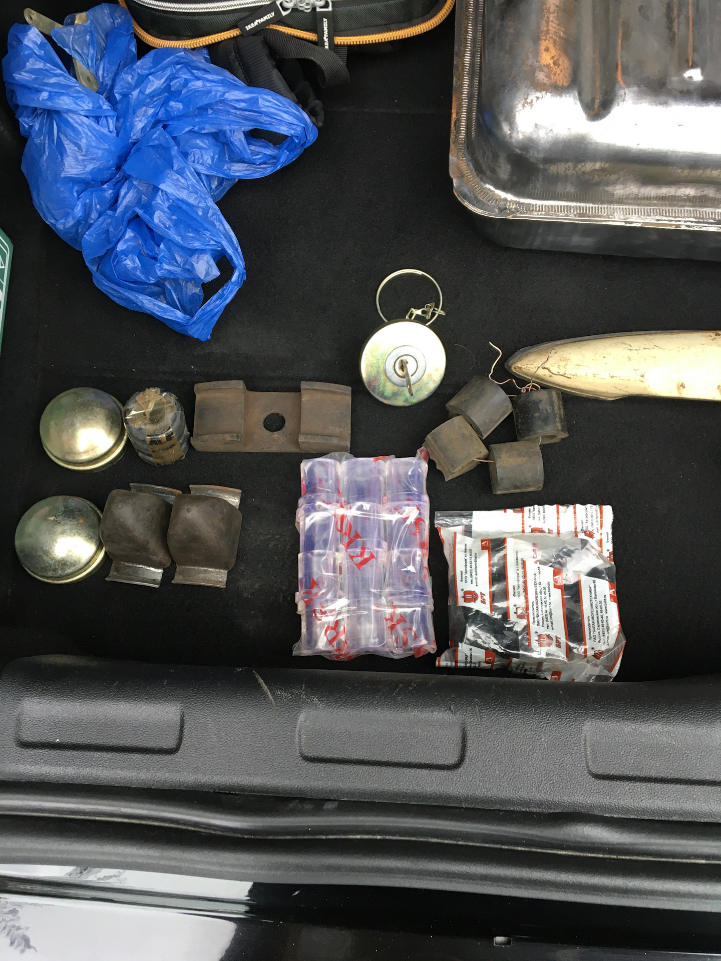 кой какие нештяки — Москвич 407, 1,4 л, 1962 года | запчасти | DRIVE2