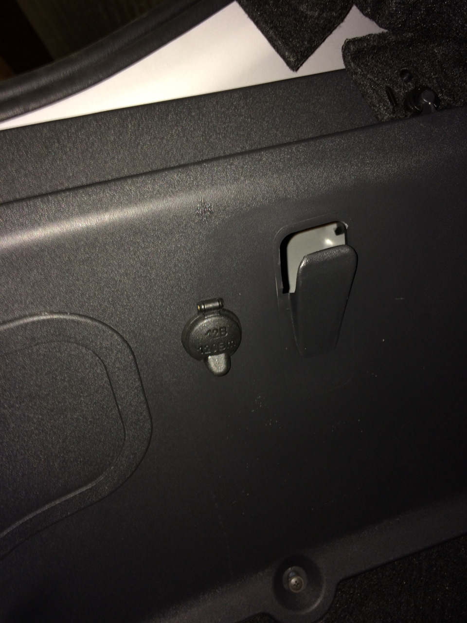 Розетка в багажник — LADA Гранта Лифтбек (2-е поколение), 1,6 л., 2018 ...