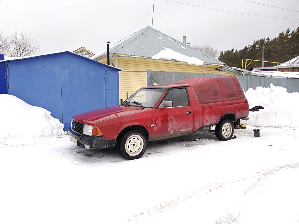 На за главную поставлю — Москвич 2335