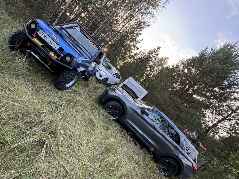 Фото в бортжурнале Ford Explorer (6G). Запчасти на фото: 8960017