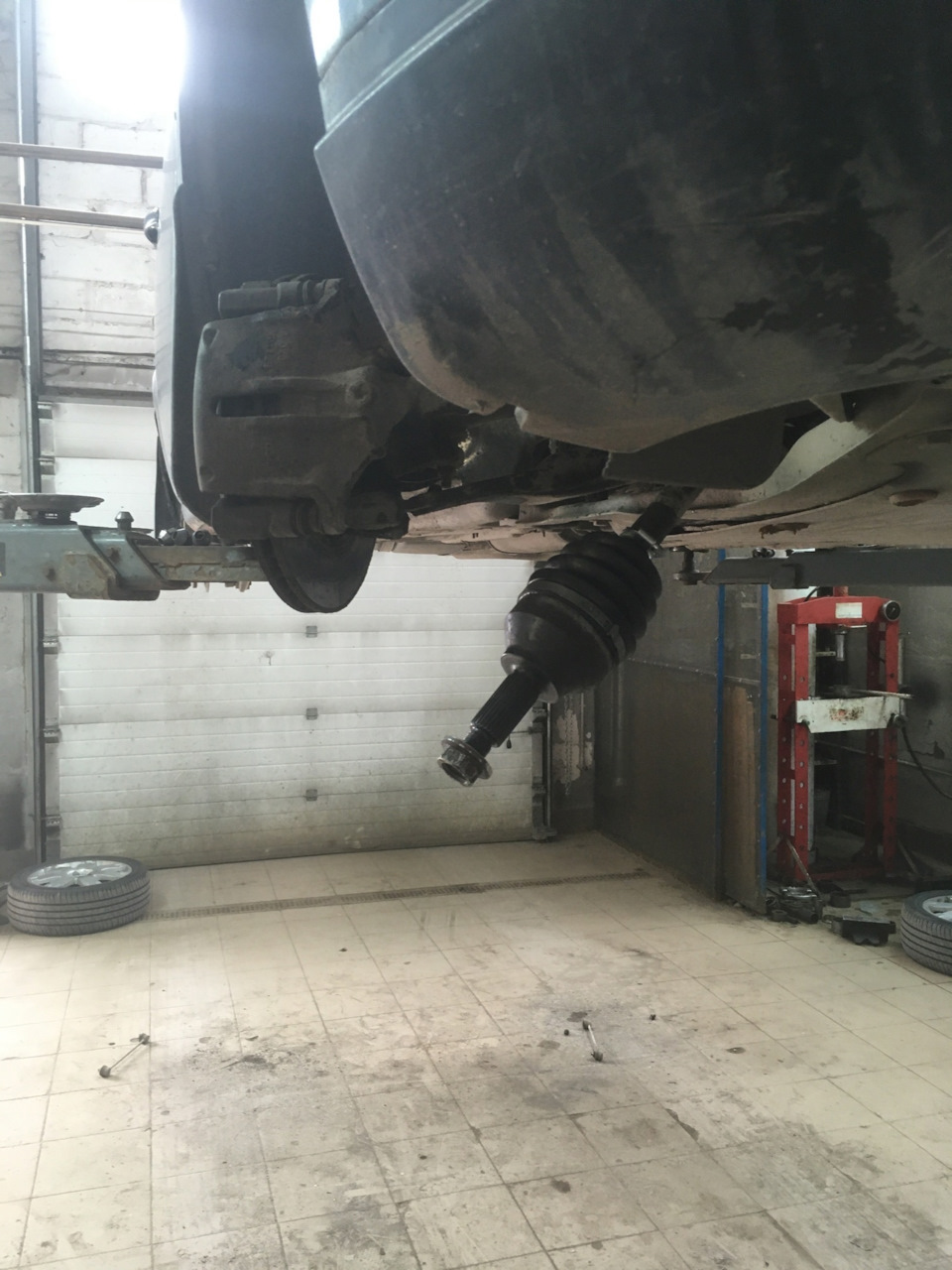 Стойки стабилизатора и пыльник гранаты — Ford Mondeo III, 2,5 л, 2006 ...