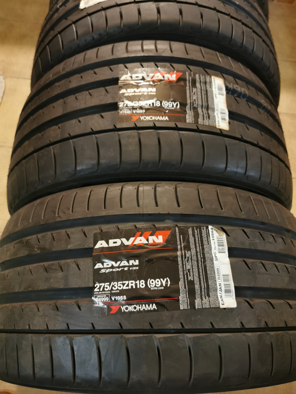 Yokohama advan sport v105 r19