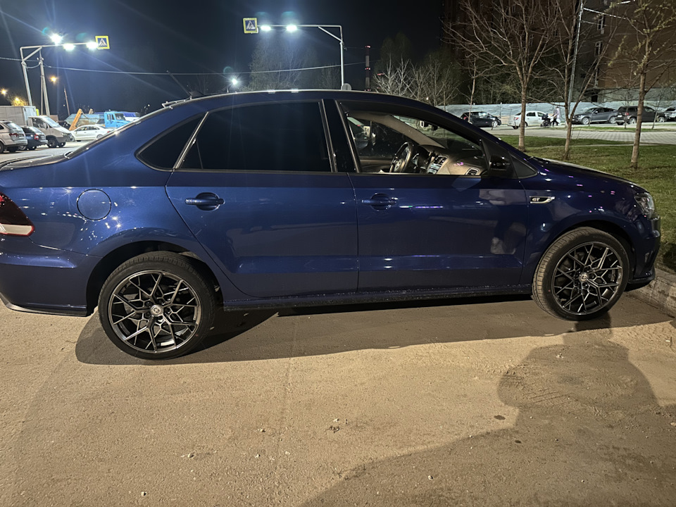 Сток подвеска — Volkswagen Polo Sedan GT