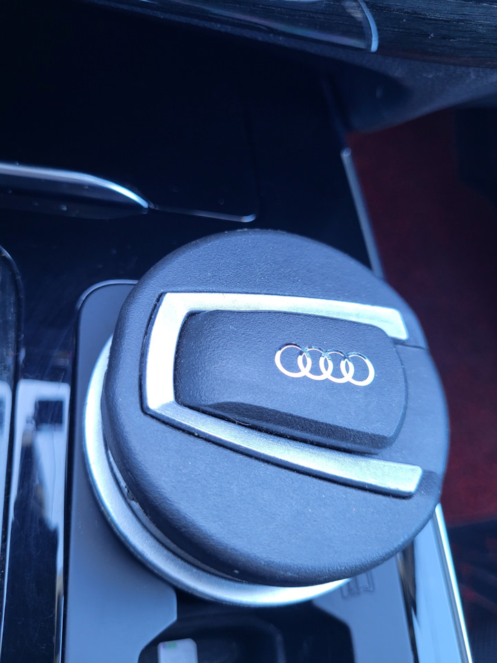 Пепельница Audi Sport Sline на Audi Q5 (2G), Audi Q5 (1G), Audi Q8 ...
