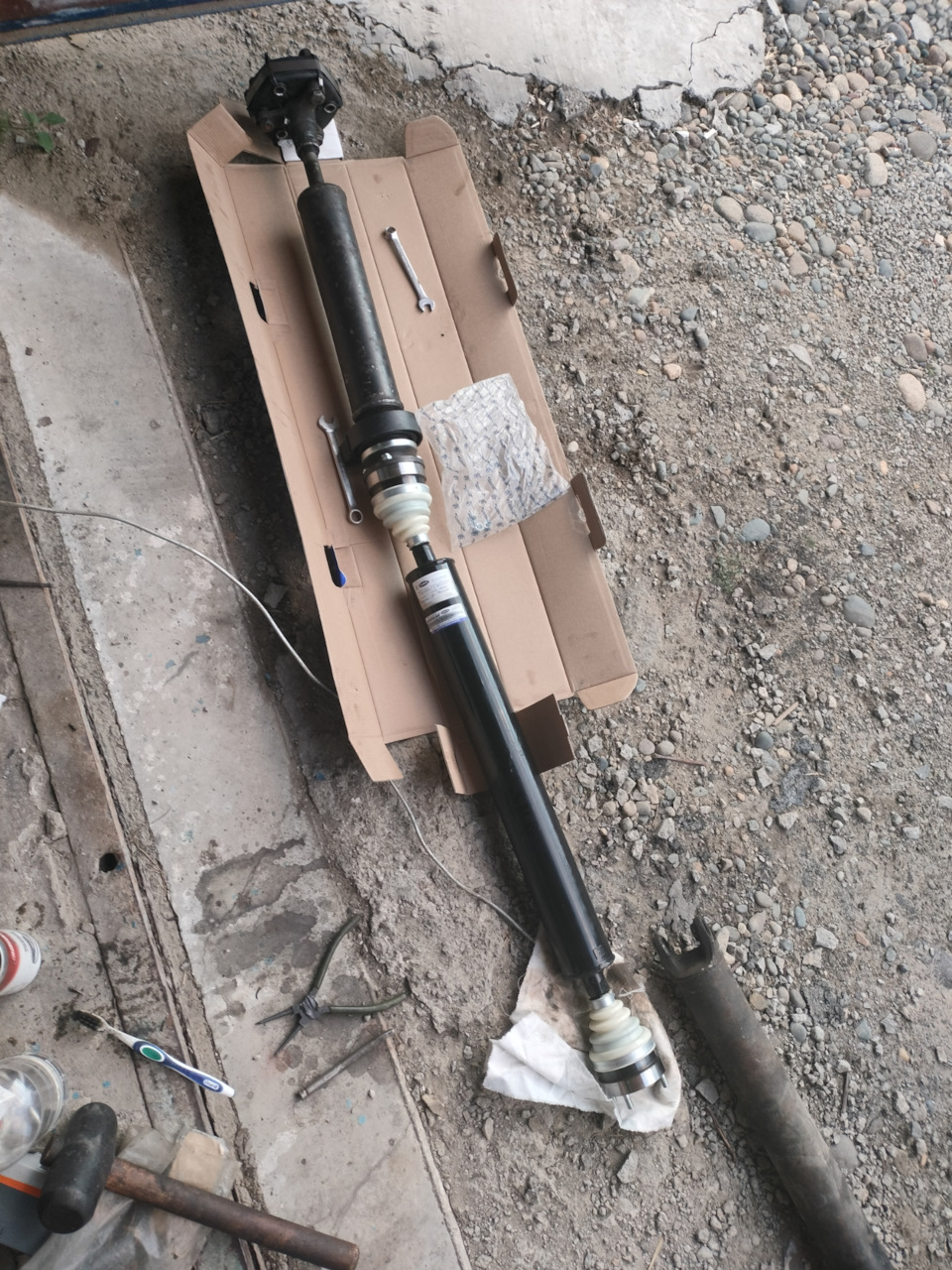 Шрусовый кардан ваз 2106 — Lada 2106, 1,6 л, 1976 года | запчасти | DRIVE2