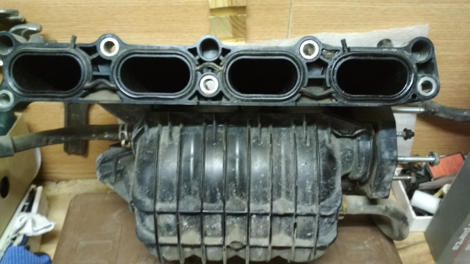 Впускной коллектор двс suzuki K12B на Opel Agila B, Suzuki Splash ...