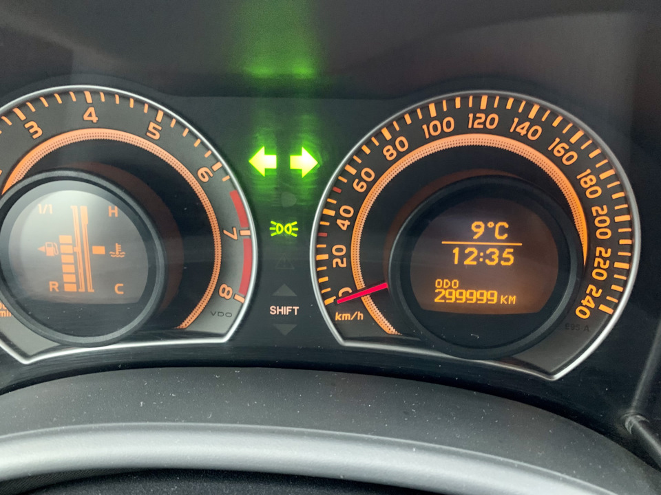 Начало конца?!^^ — Toyota Corolla (140/150), 1,6 л, 2007 года | просто ...
