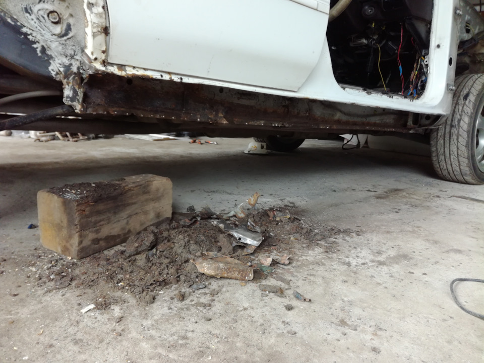 «Не гонялся бы ты, поп, за дешевизной…» — Toyota Sprinter (100), 1,5 л ...