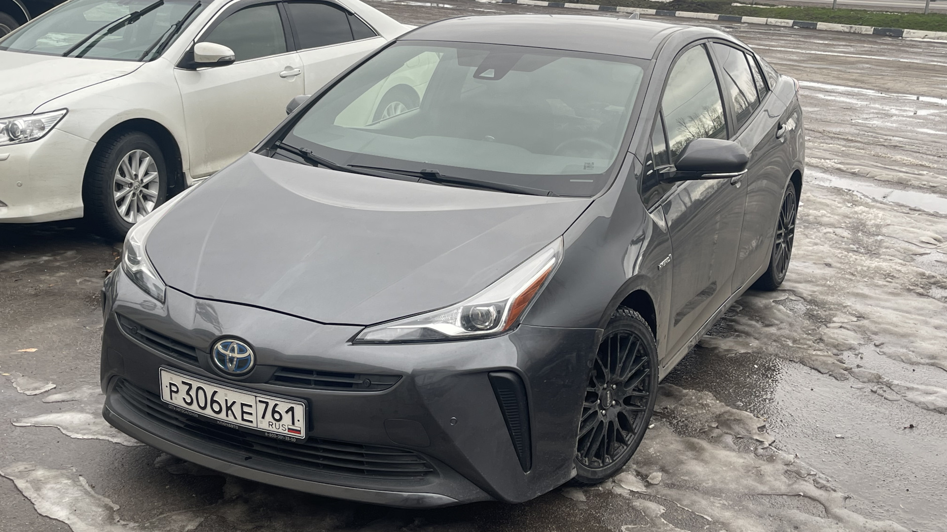 Toyota Prius (50) 1.8 гибридный 2019 | Серый на DRIVE2