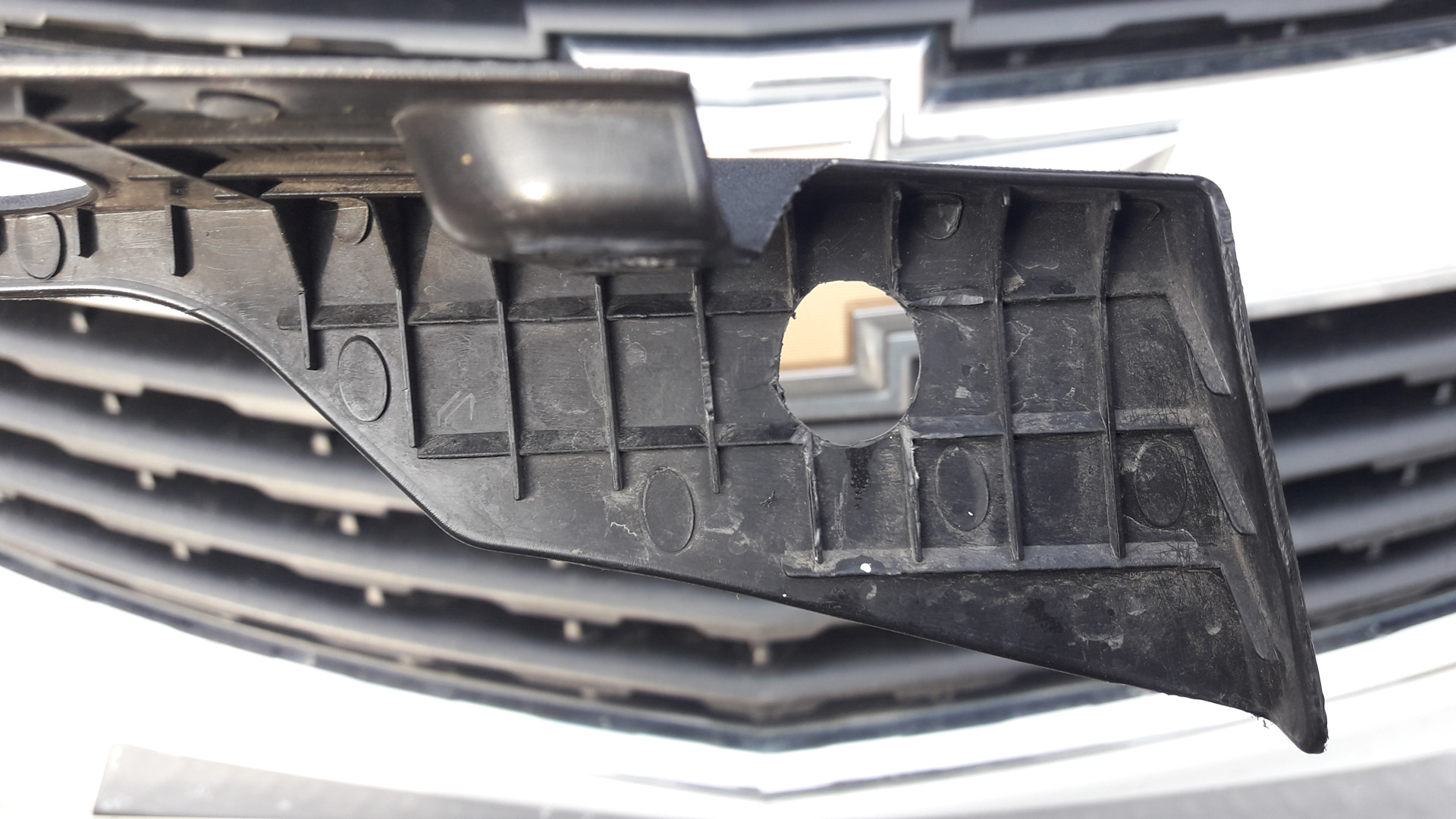 Амортизатор капота для шевроле круз — Chevrolet Cruze (1G), 1,4 л, 2014 ...