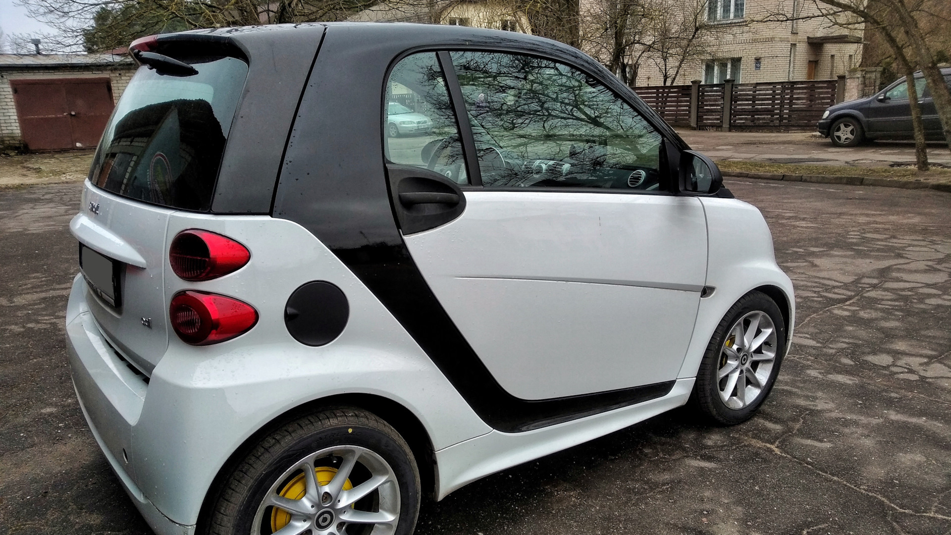 Smart fortwo (2G) 0.8 дизельный 2010 | Городской Сёрфер 🏄🏻‍♂️ на DRIVE2