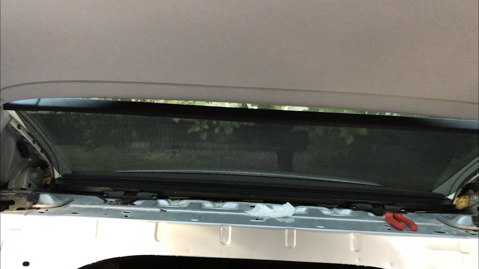 Электрошторка заднего стекла — Volkswagen Passat B6, 2 л, 2008 года ...