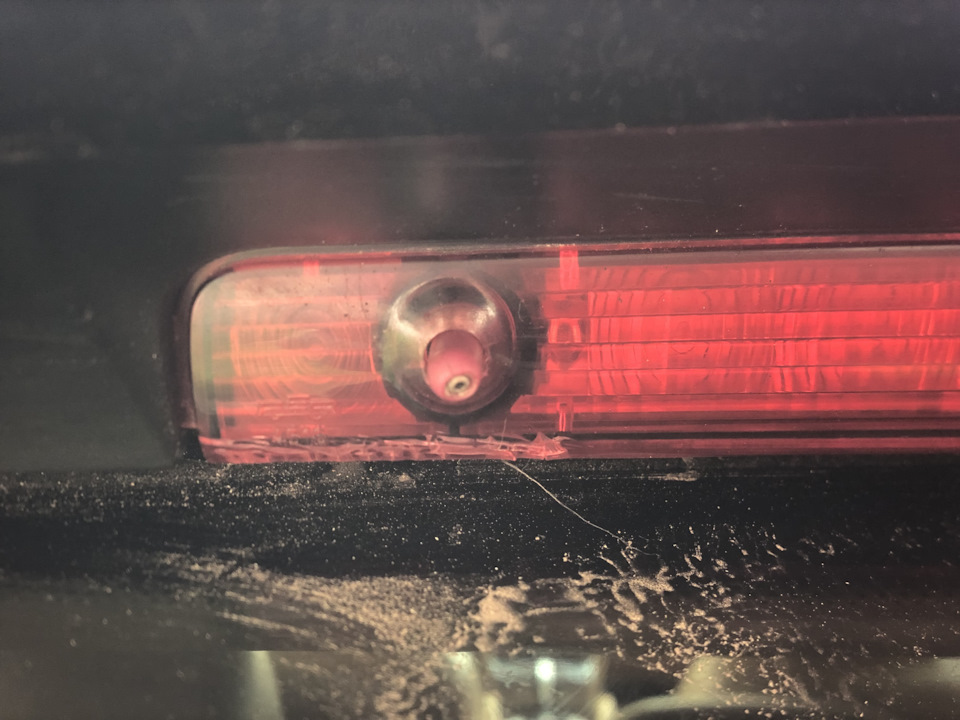 Установка газлифтов стекла и параллельное устранение других нюансов ...