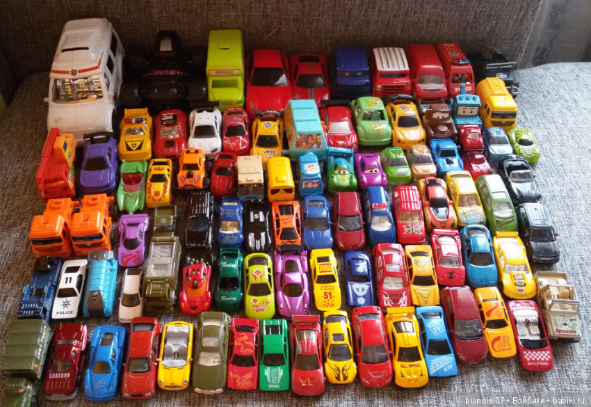 Машинки 90 х. Машинки из 90-х игрушки. Машинки из 90х. Игрушечные машинки 90-[. Игрушечные машинки из 90х.