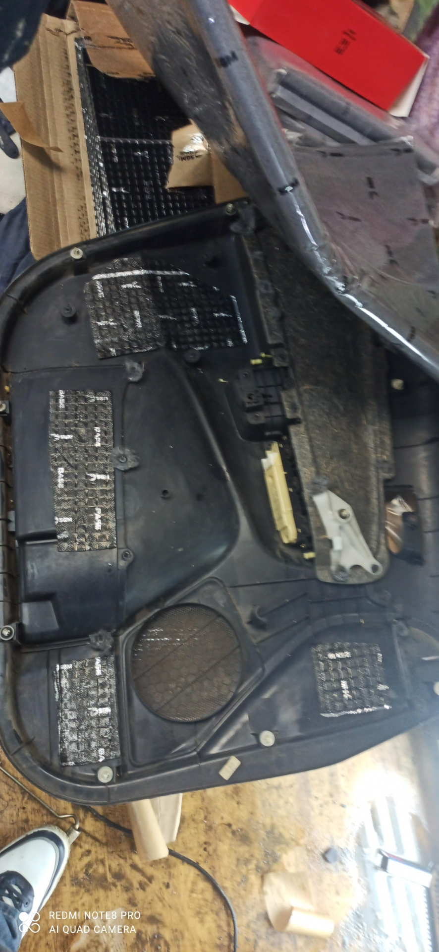 Шумим-Двери-Чтоб-Не-Скрипели — Toyota Wish (AE10), 1,8 л, 2003 года ...