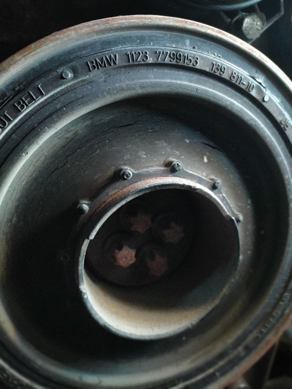 11237799153 Демпфер крутильных колебаний BMW | Запчасти на DRIVE2