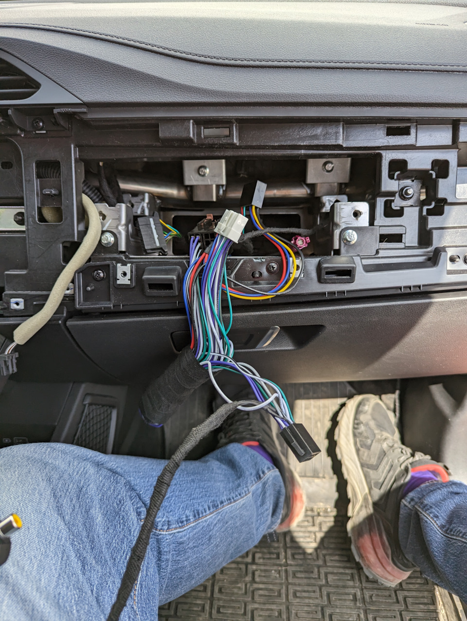 Фото в бортжурнале Geely Atlas Pro