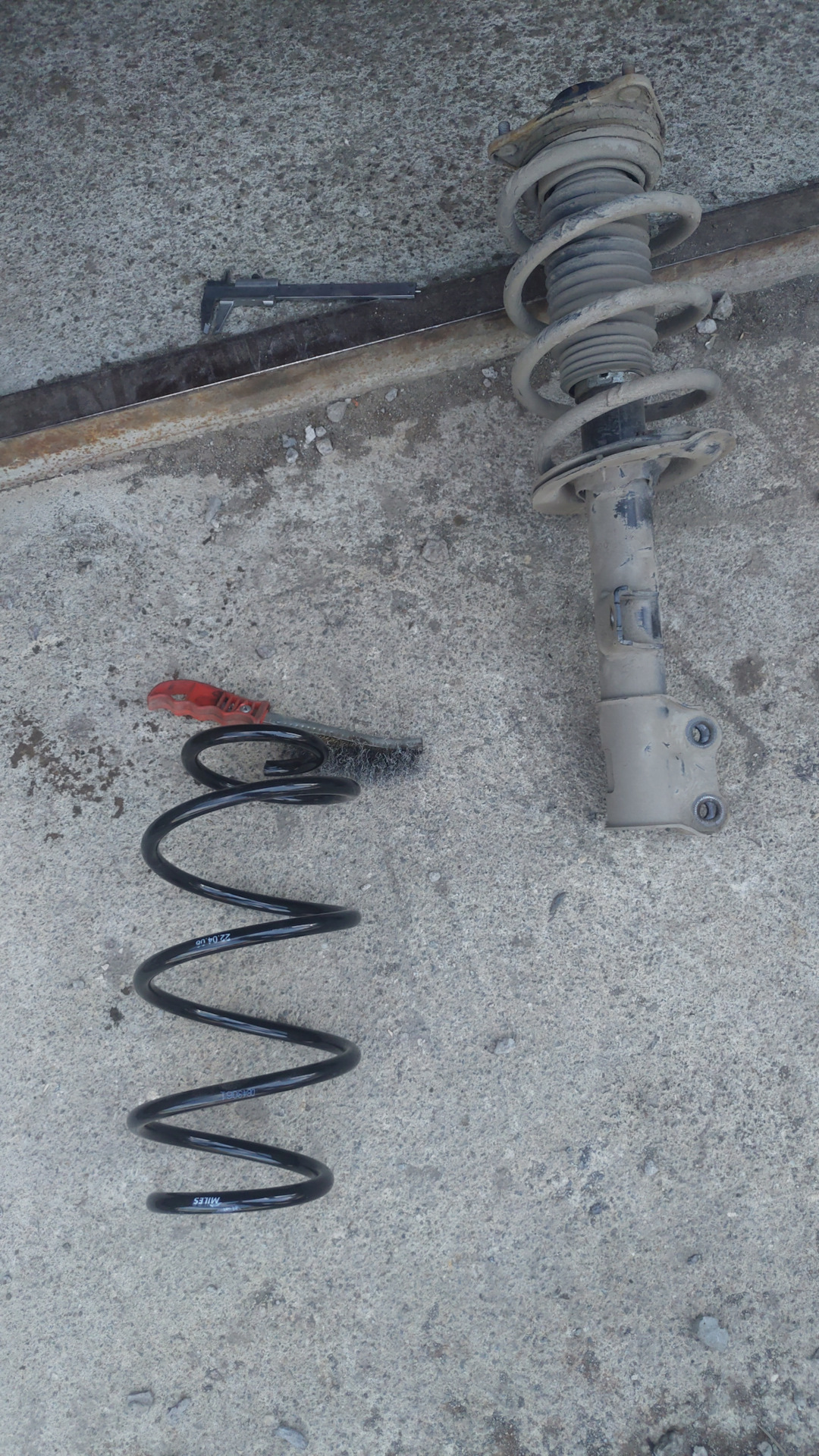 Замена пружин по кругу — Hyundai ix35, 2 л, 2011 года | запчасти | DRIVE2