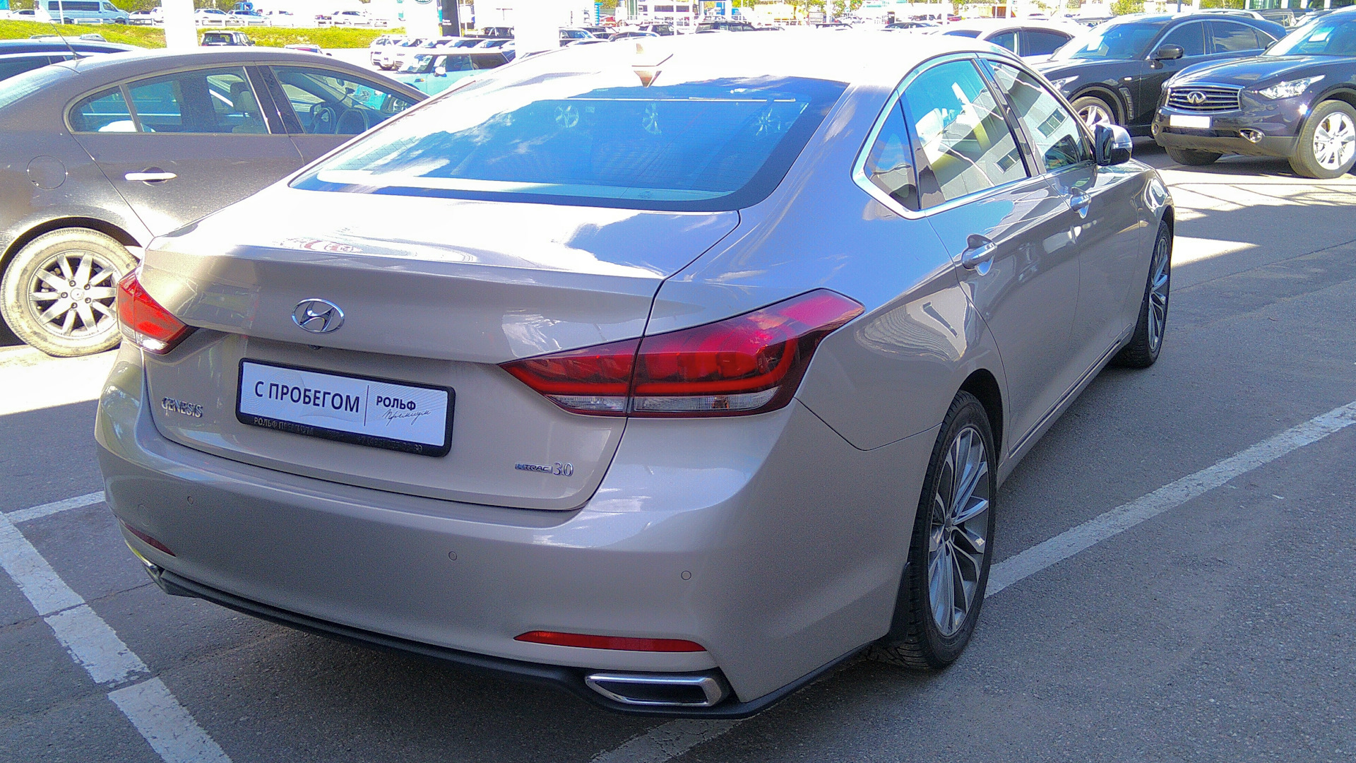 Hyundai Genesis (2G) 3.0 бензиновый 2015 | Пацан V6-4WD 