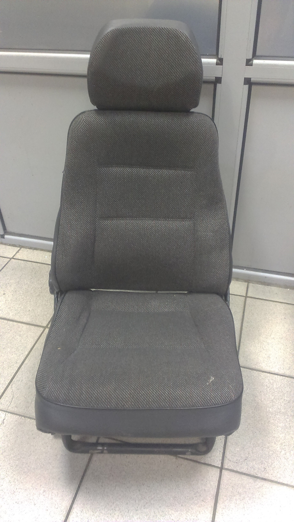 старая обивка — Lada 2109