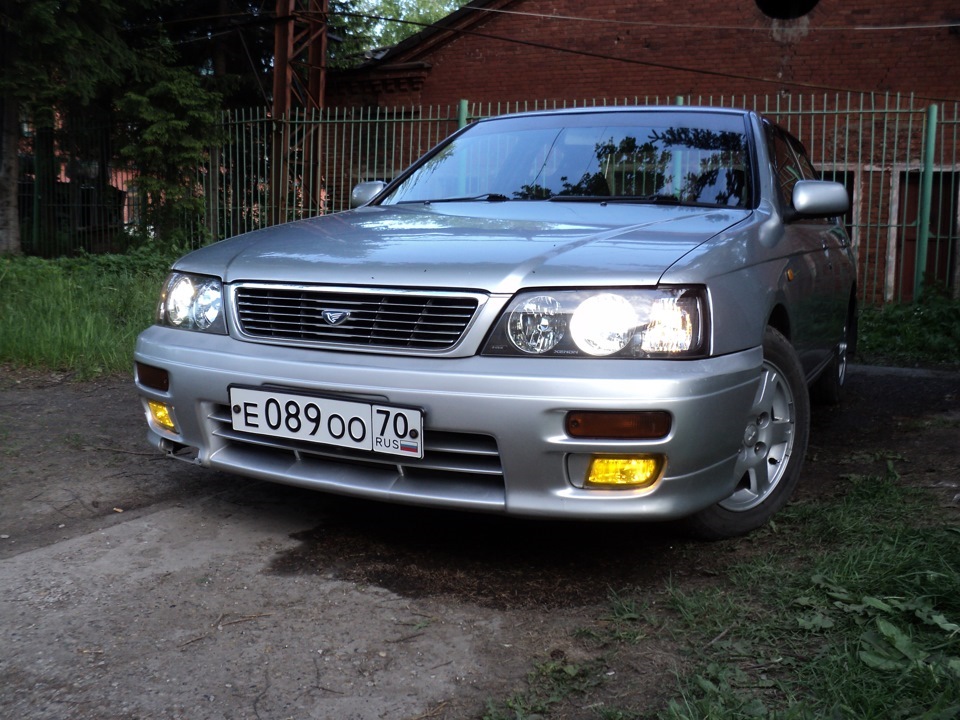 Ниссан блюберд 1999 года. Nissan Bluebird 1998. Nissan Bluebird u14. Nissan Bluebird 1999. Ниссан Блюберд 1999 SSS.