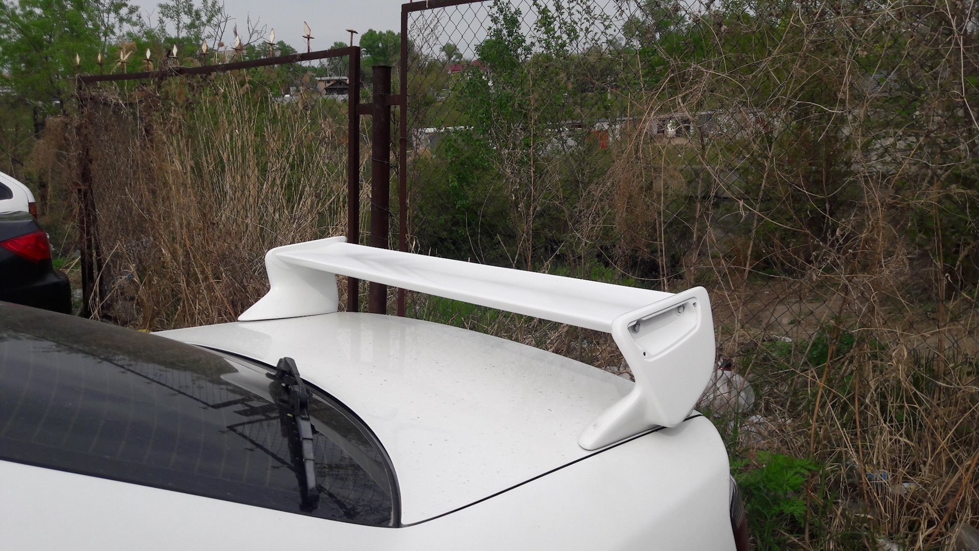 Спойлер бу. 30499846 спойлер купить. Задний спойлер opel astra g универсал. Спойлер спортивный на багажник. W203 спойлер универсал карбон.