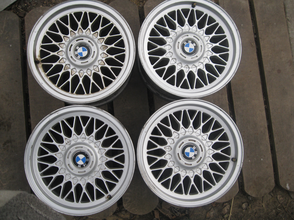 R16 5. Диски BMW 5 стиль r16.5. Диски на БМВ е46 r16. Ббс 8j r16 БМВ е30.