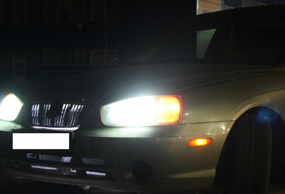 Подсветка радиаторной решетки — Hyundai Elantra (3G), 2 л, 2000 года ...