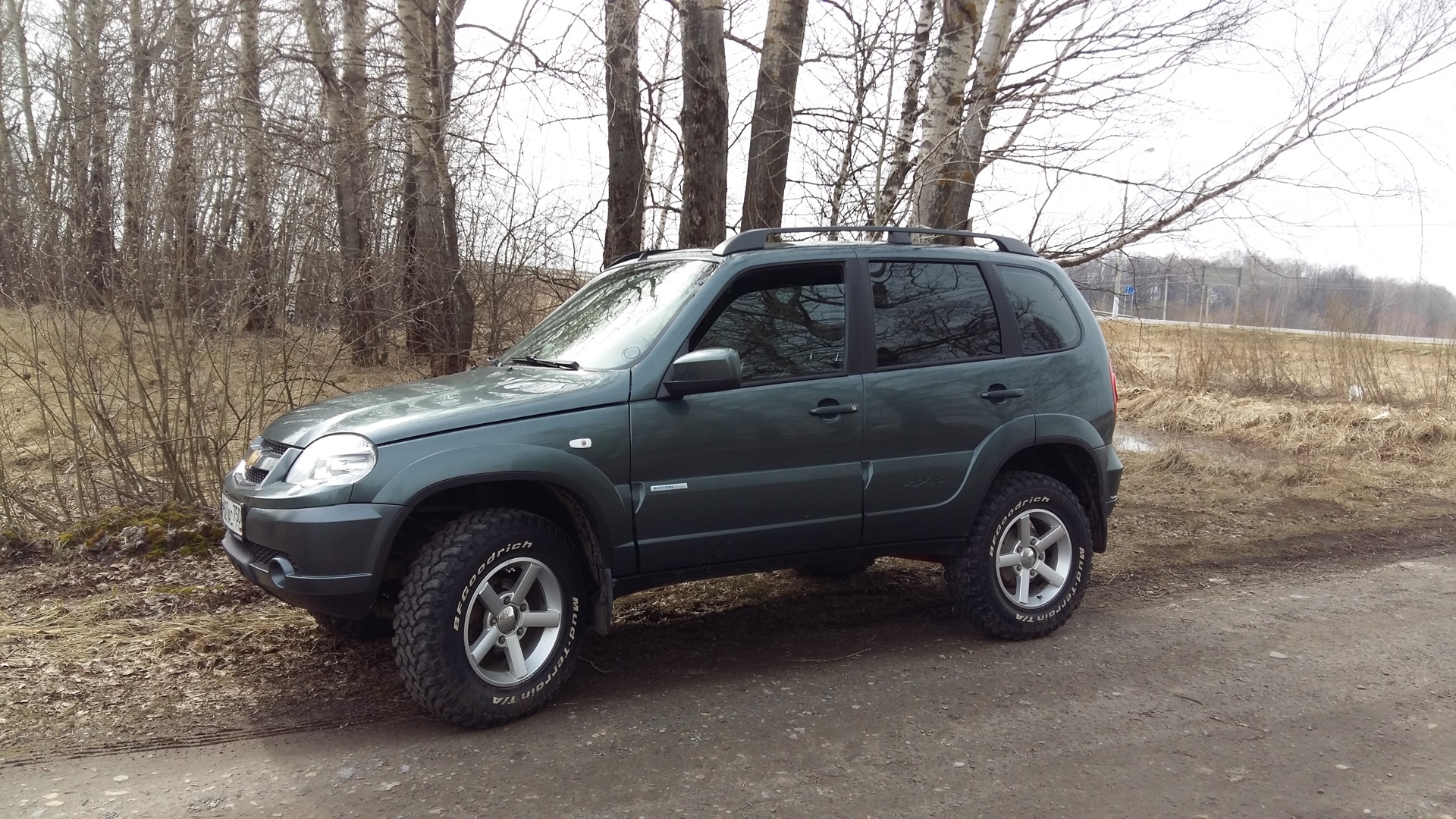 Нива шевроле драйв. Chevrolet niva опер. Красная шевроле нива драйв 2. Шевроле нива 2. Шеви нива 1.