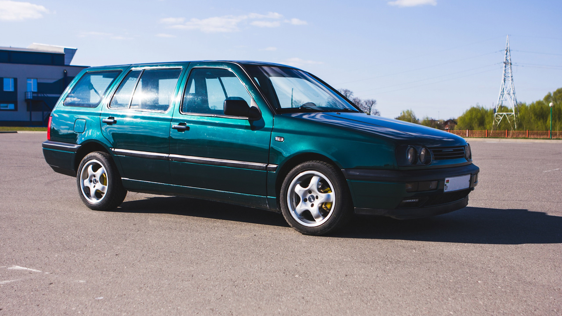 Golf 1994. Golf mk3 variant. Фольксваген гольф 2 зеленый металлик. Фольксваген гольф вариант 1996. Фольксваген гольф 3 темно зелёный.