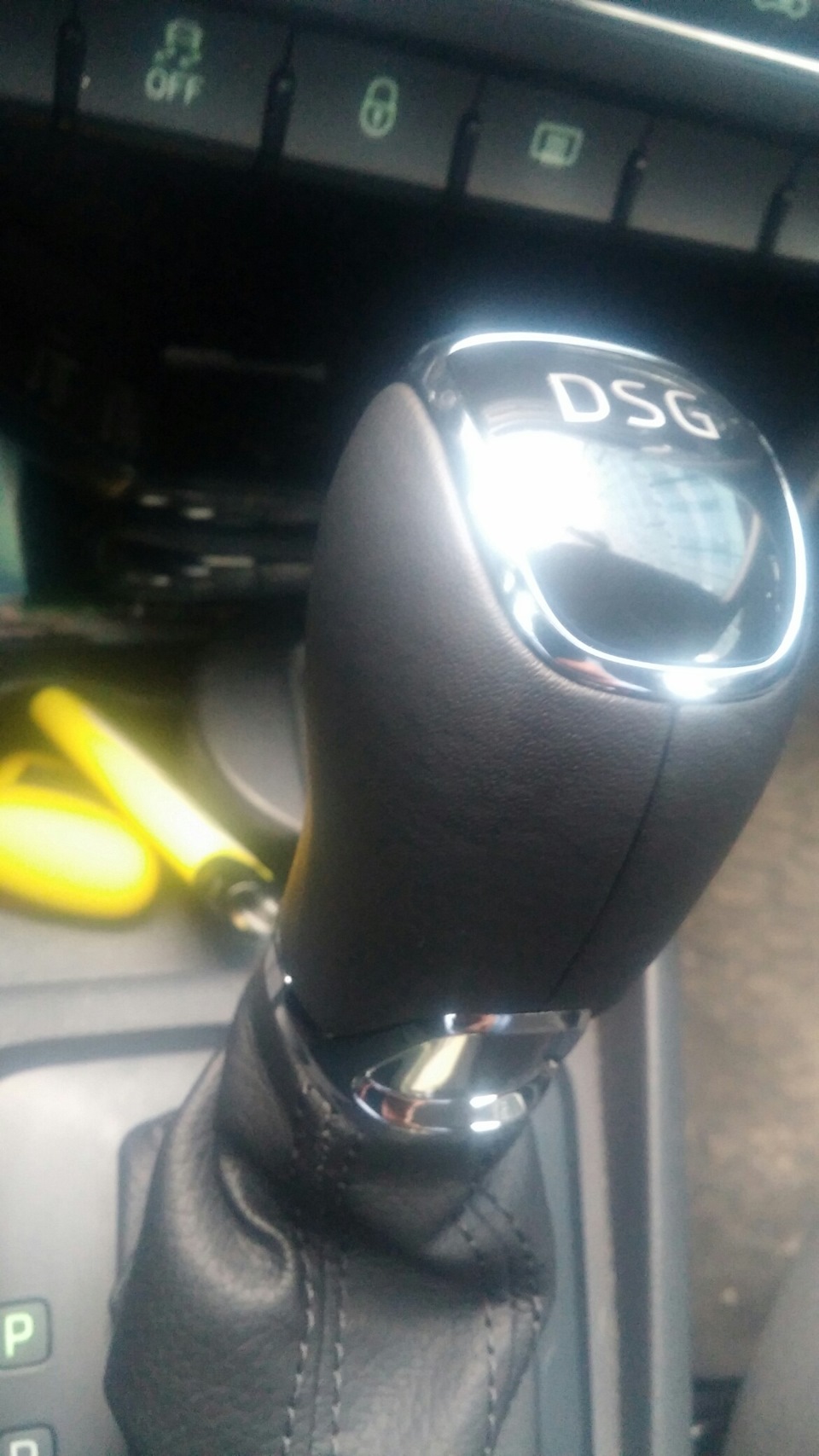 Ручка КПП — замена по гарантии — Skoda Rapid (1G), 1,4 л, 2014 года ...
