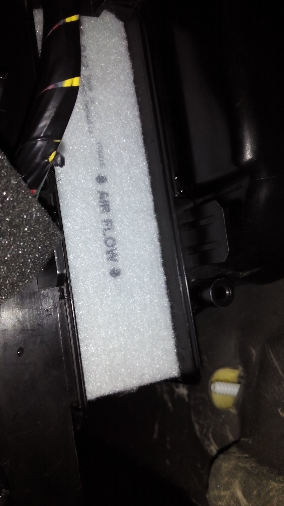 Nissan QASHQAI замена салонного фильтра - DRIVE2