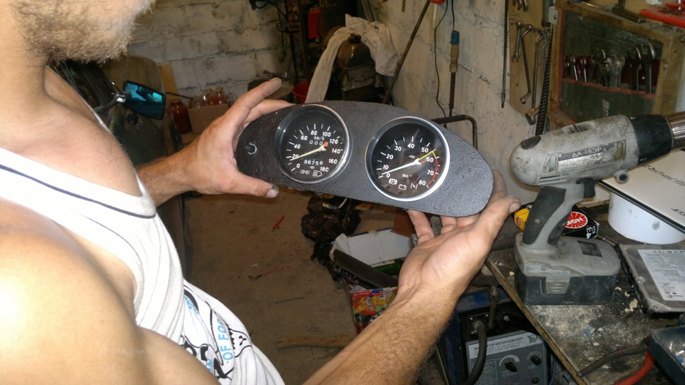 Установка торпедо от BMW e36 + переделка рулевого вала и установка ...