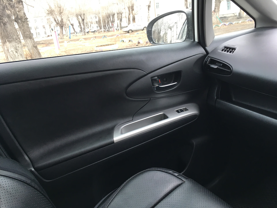 Как снять обшивку двери тойота виш Двери в кожу. - Toyota Wish (AE20), 1,8 л, 2010 года стайлинг DRIVE2