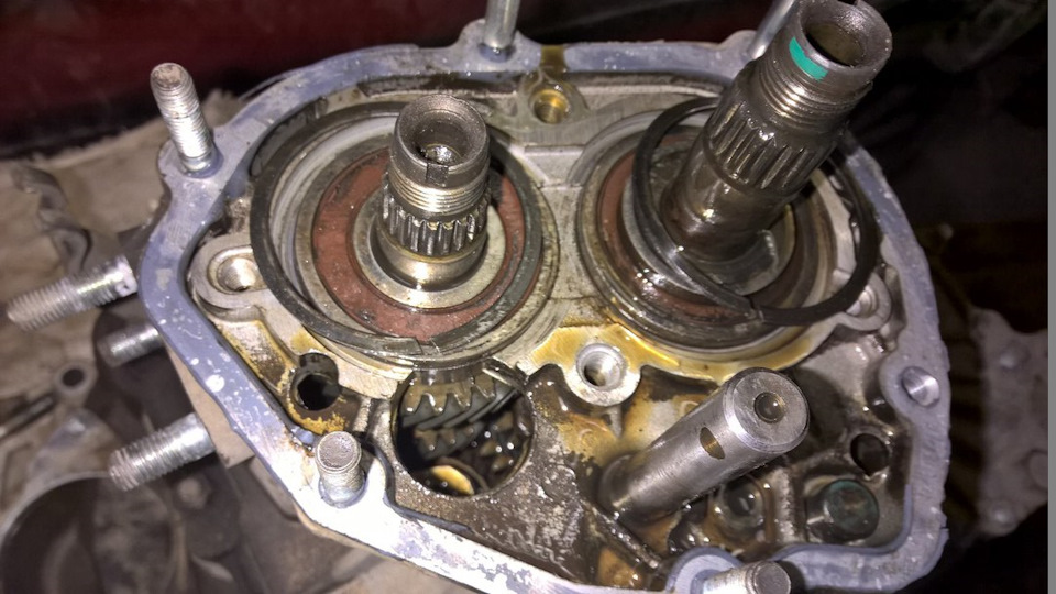 Установка винтовой блокировки Вал-рейсинг в Гранту (рычажная КПП ...