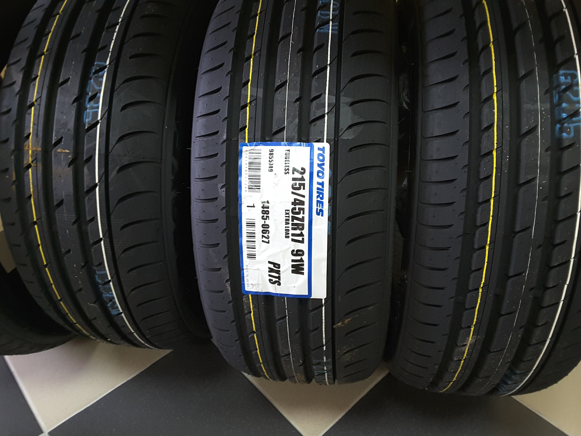 Шины toyo proxes sport. Toyo PROXES t1 Sport XL 295/40 r21. Toyo t1 Sport. Toyo PROXES t1 Sport 245 45 r19. Toyo PROXES t1 Sport 255/55 r18.