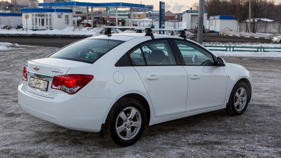 Круз 1.8 механика. Chevrolet Cruze (1g). Chevrolet Cruze 1.5. Chevrolet Круз 1.5. Шевроле Круз 1.8 лифтбек.