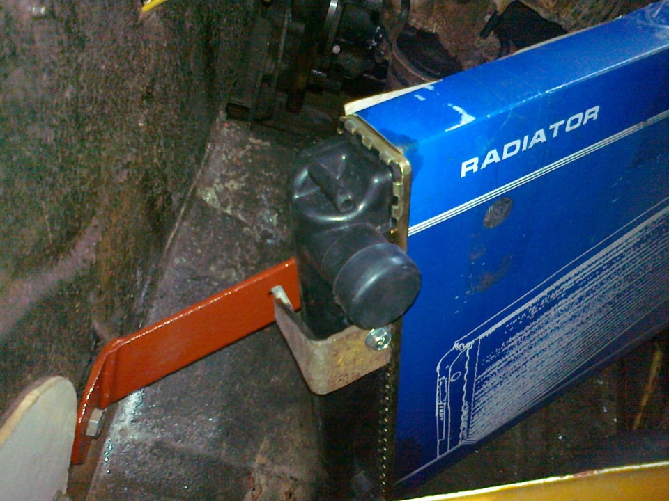 Установка радиатора и воздушного фильтра — ЛуАЗ 969, 1,6 л, 1990 года ...