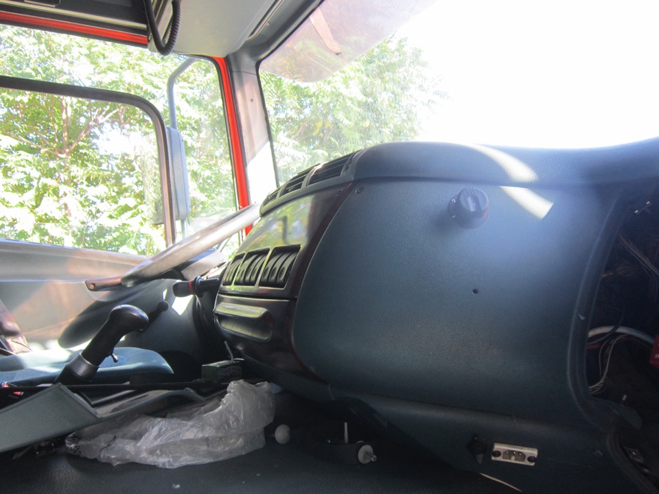 Установка на ДАФе автономного отопителя (сухой фен по народному) в салоне.— Mercedes-Benz Sprinter (1G), 2,9 л, 1998 года