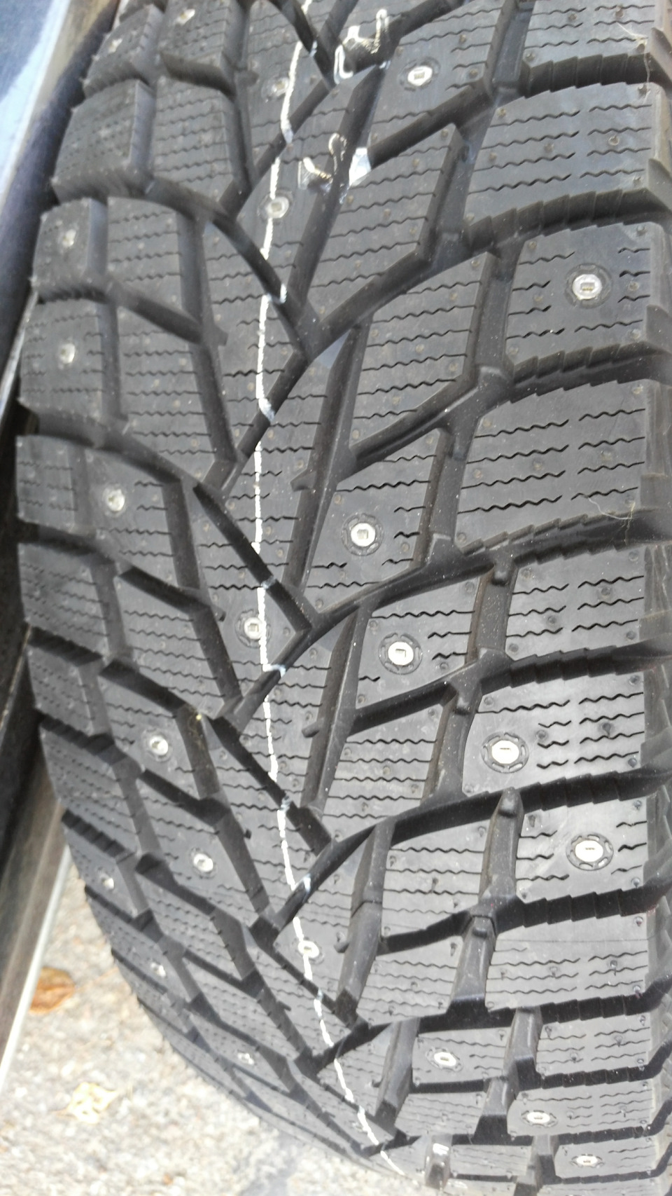 шипы — Volvo XC60 (1G)