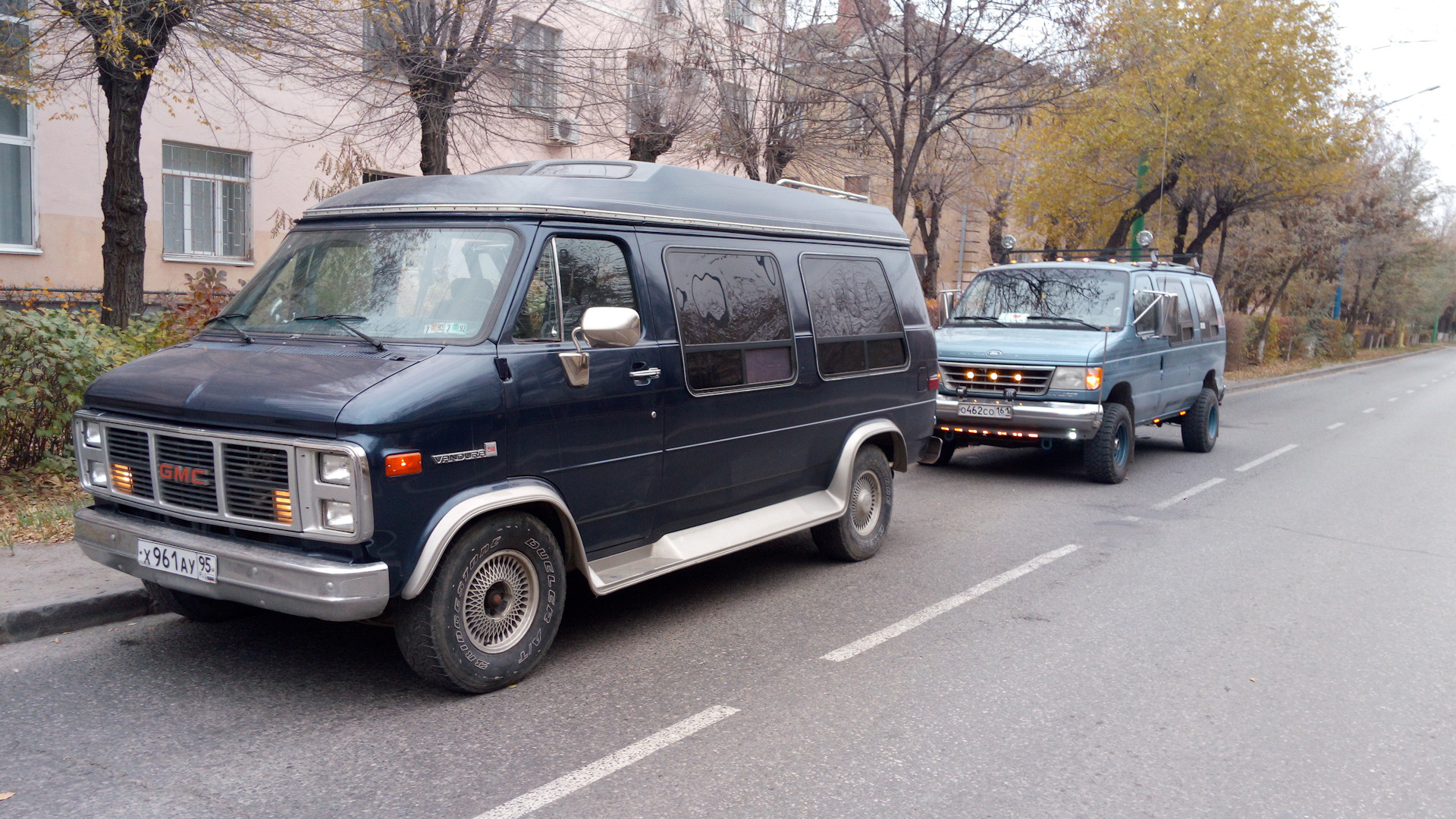 GMC Vandura 5.7 бензиновый 1988 | АМЕРИКАНСКАЯ ЛЕГЕНДА на DRIVE2