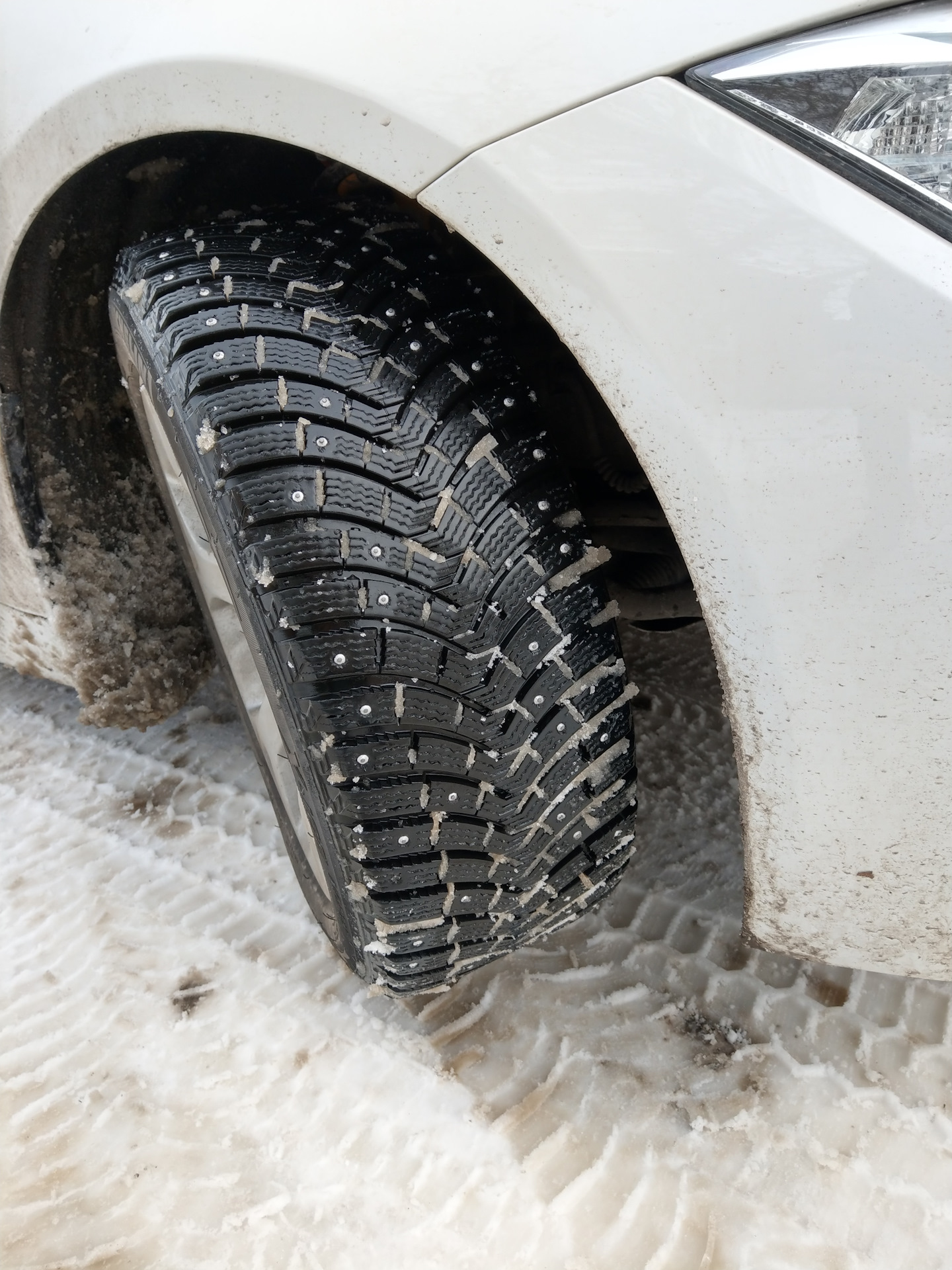 Michelin x ice north 2 r16. Michelin x-Ice North 2. Зимняя резина Мишлен x-Ice North 2. Michelin x-Ice North 2 драйв 2. Michelin x-Ice North 3.