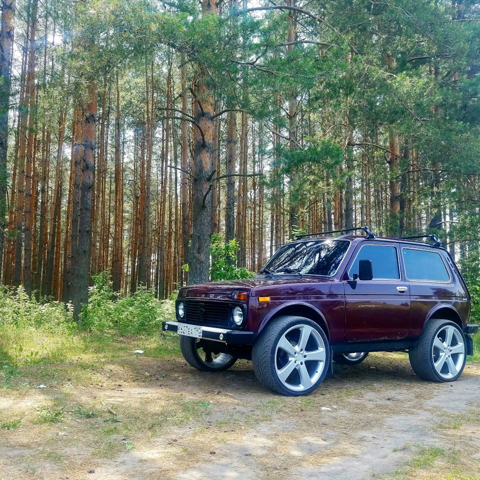 Установка r22 на ниву — Lada 4x4 3D, 1,7 л, 2007 года | колёсные диски |  DRIVE2