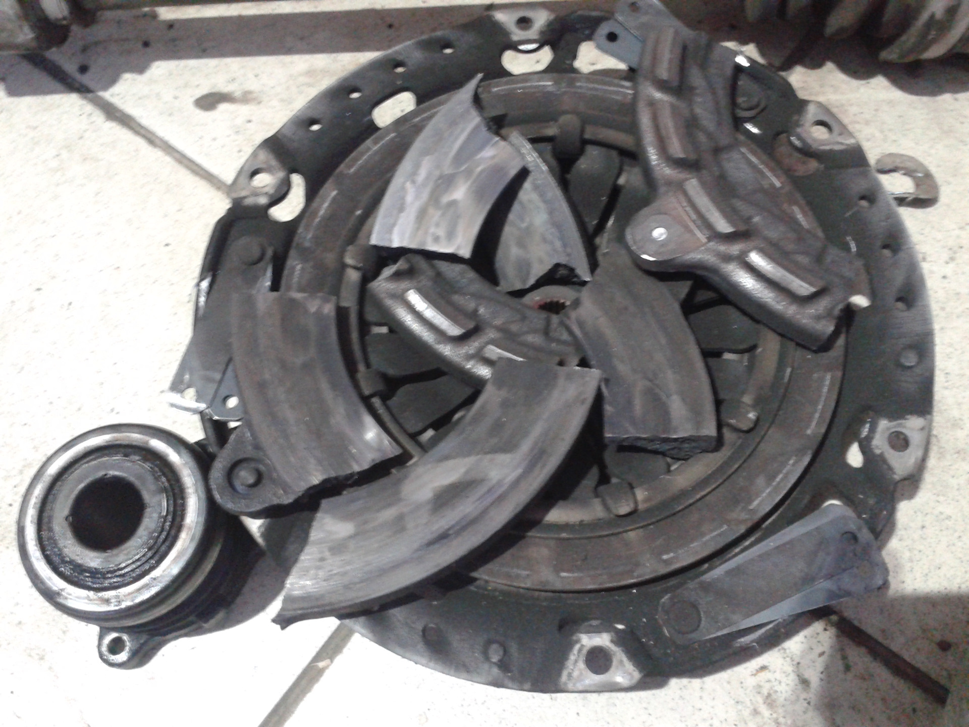 Посмотрите, что-то сцепление плохо работает! — DRIVE2