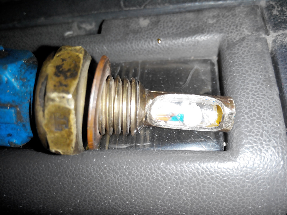 Датчик всасываемого воздуха из датчика температуры двигателя на ООА ...