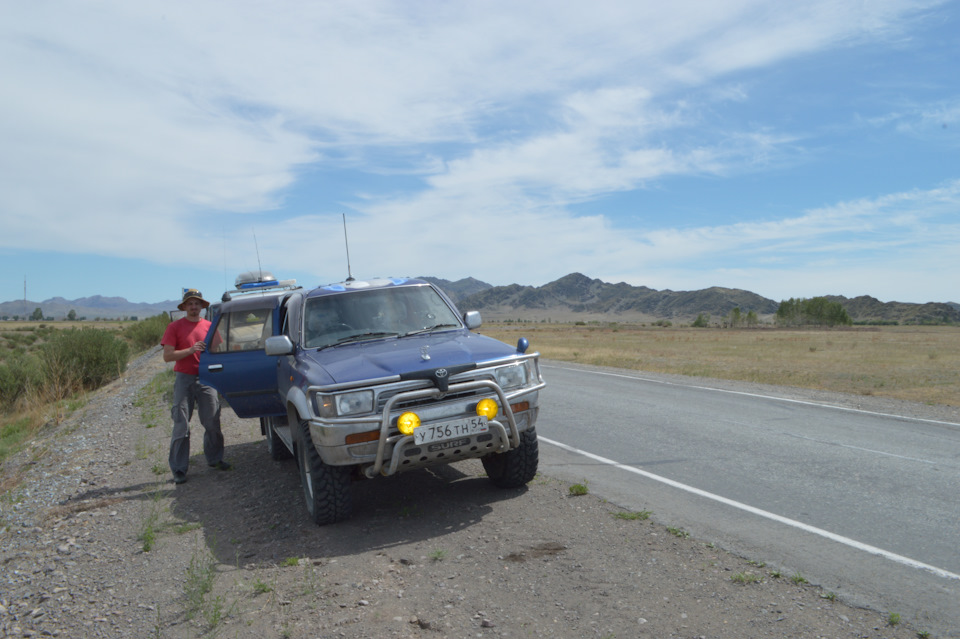 Фото в бортжурнале Toyota Hilux Surf (2G)